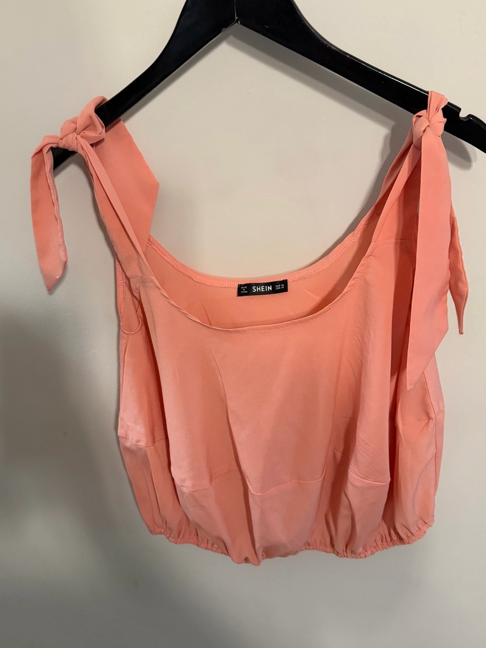 SHEIN Peach Tie-Shoulder Crop Top